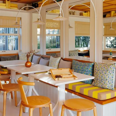 Des Dunes Hotel