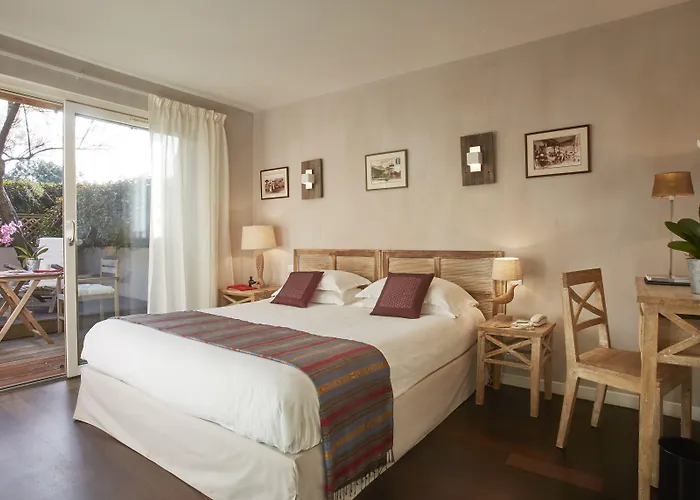 Des Dunes فندق 3*