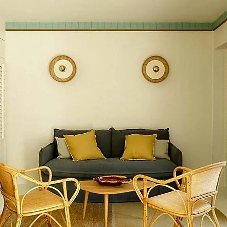 Des Dunes Hotel